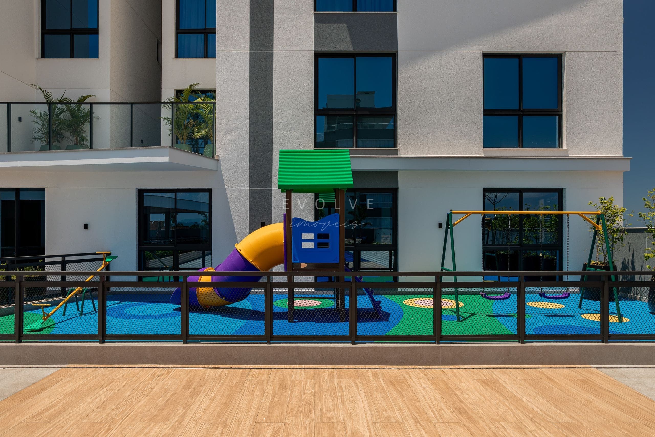 Playground e quadra